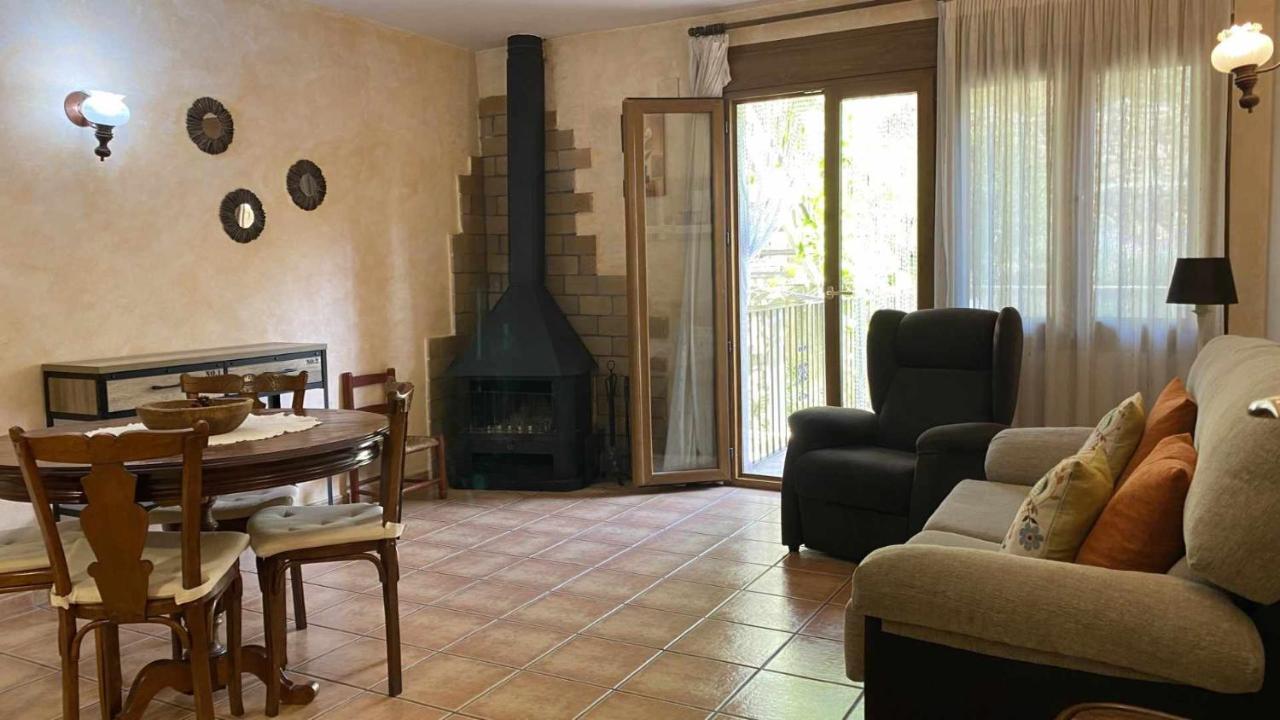 Apartamentos Casa Lola Rodeados De Montanas Y Rios Бесейте Екстер'єр фото