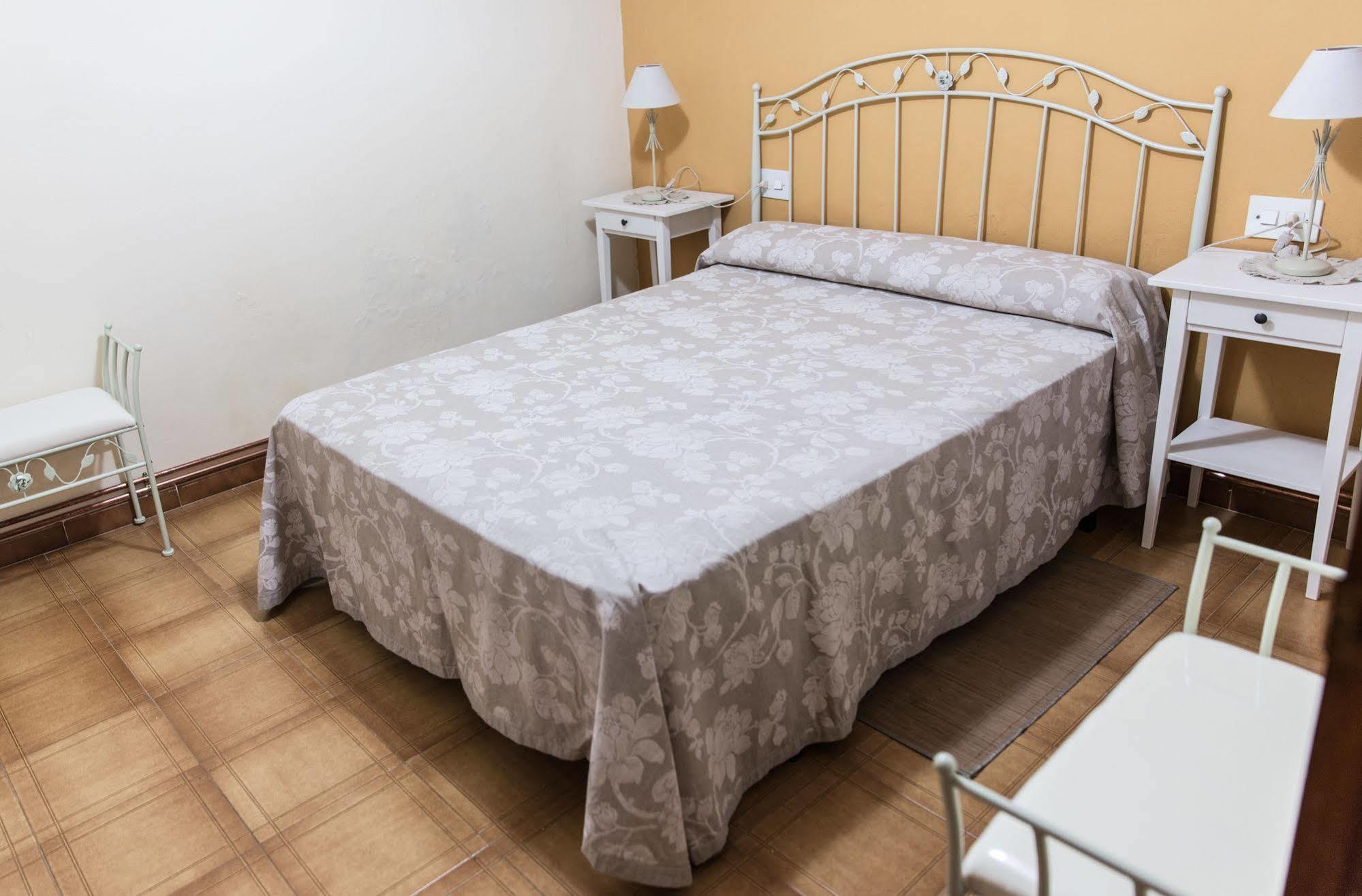 Apartamentos Casa Lola Rodeados De Montanas Y Rios Бесейте Екстер'єр фото