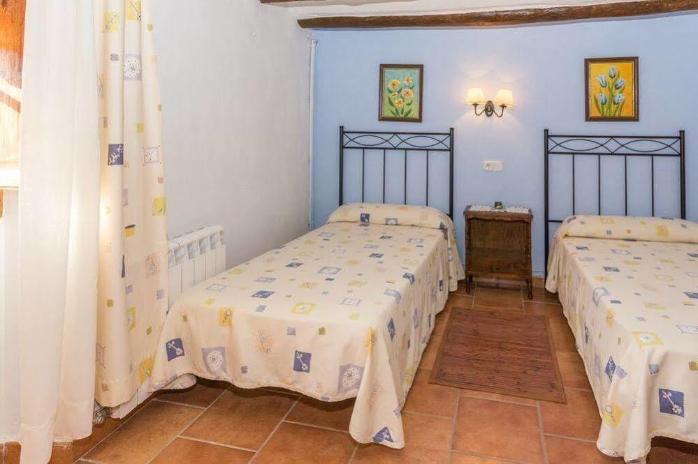 Apartamentos Casa Lola Rodeados De Montanas Y Rios Бесейте Екстер'єр фото